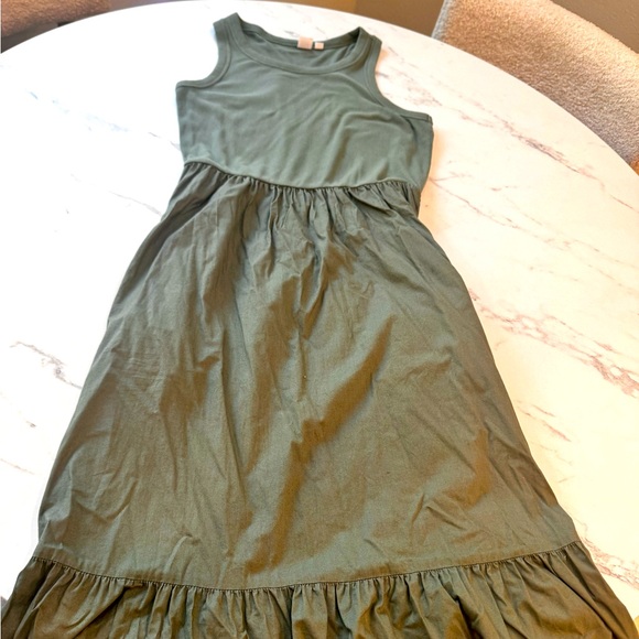 GAP Dresses & Skirts - GAP linen/ tank top mixed fabric dress